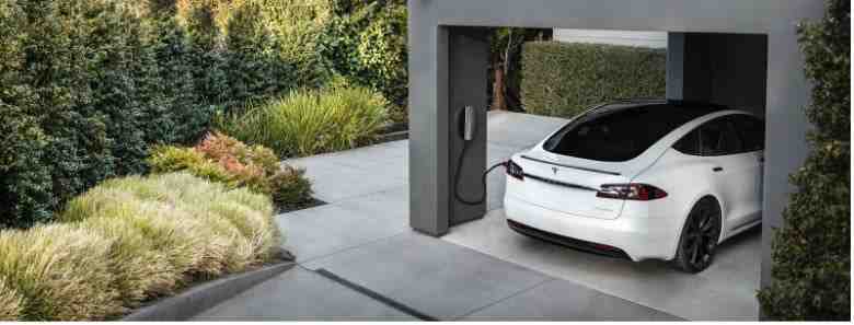 Are Tesla charging docks free?