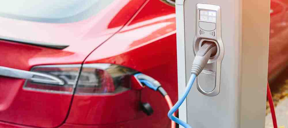 how-long-can-a-tesla-go-on-a-full-charge-ev-news-network