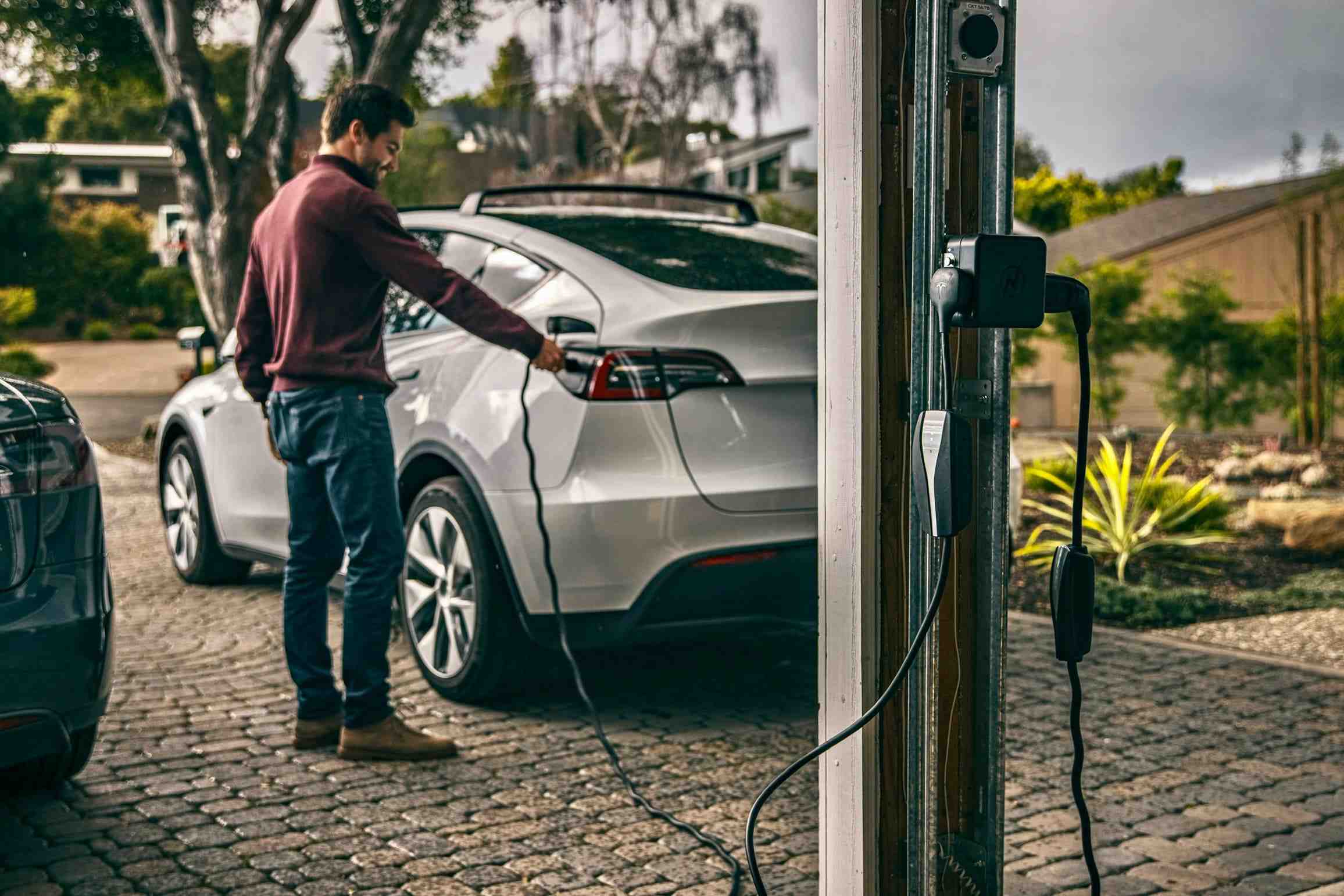 How much does it cost to put a Tesla charger in your home?