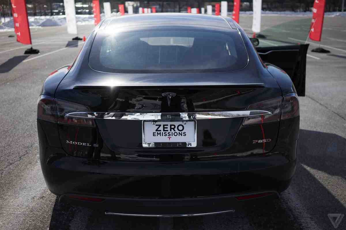 What is the life expectancy of a Tesla?
